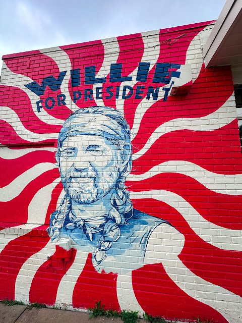 Willie for President mural